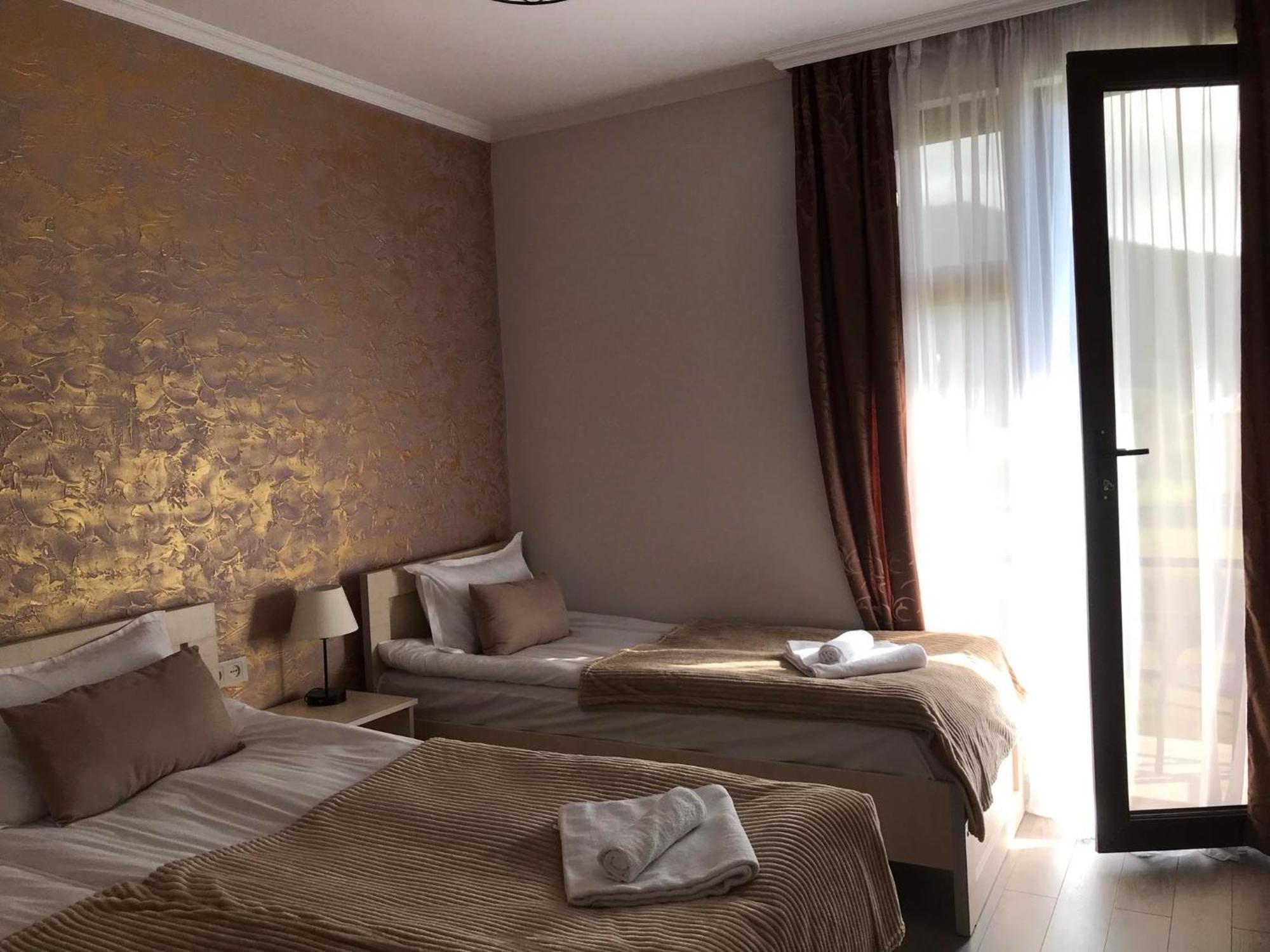 Hotel Ninama à Mestia Chambre photo