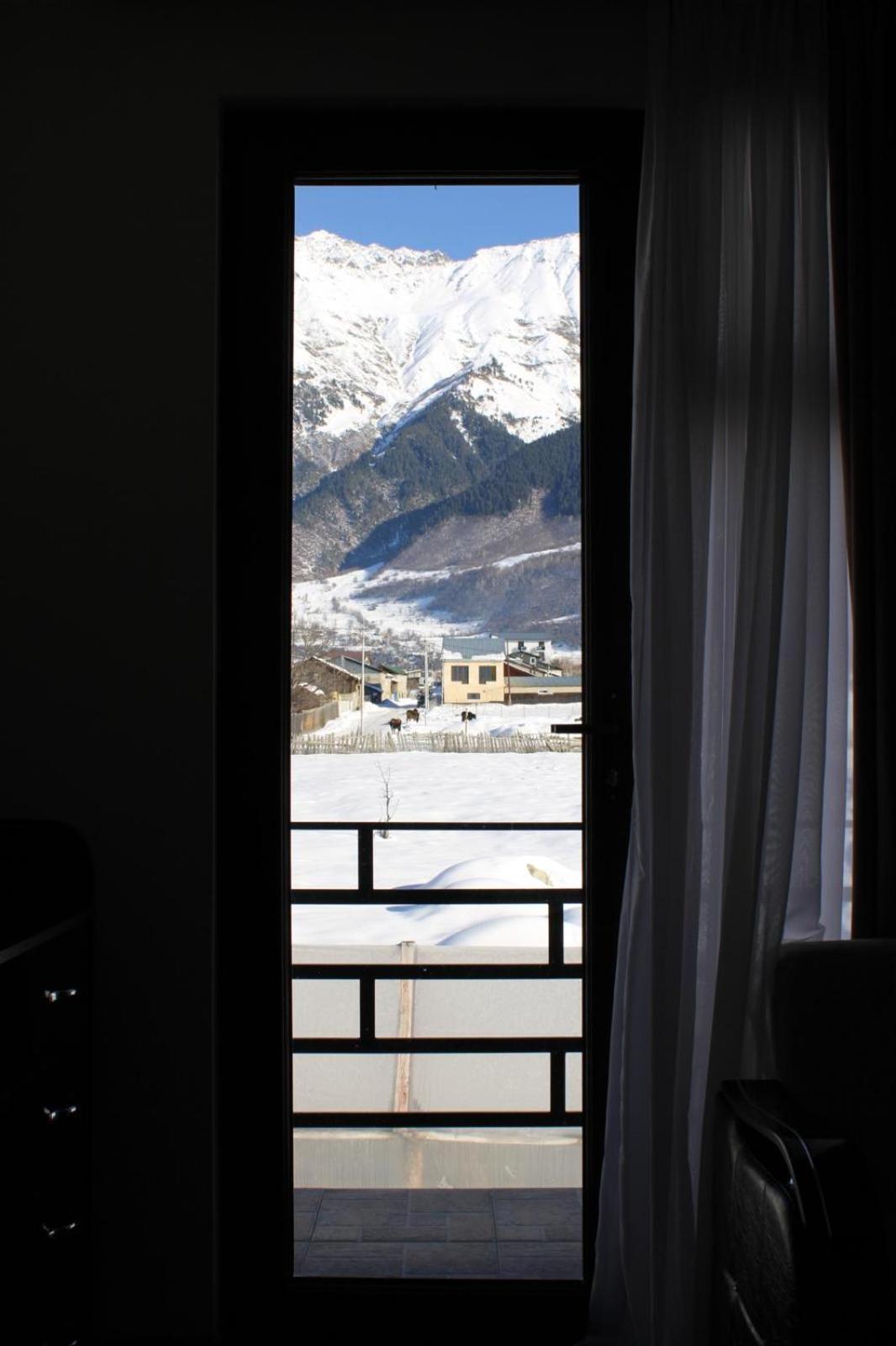 Hotel Ninama à Mestia Extérieur photo